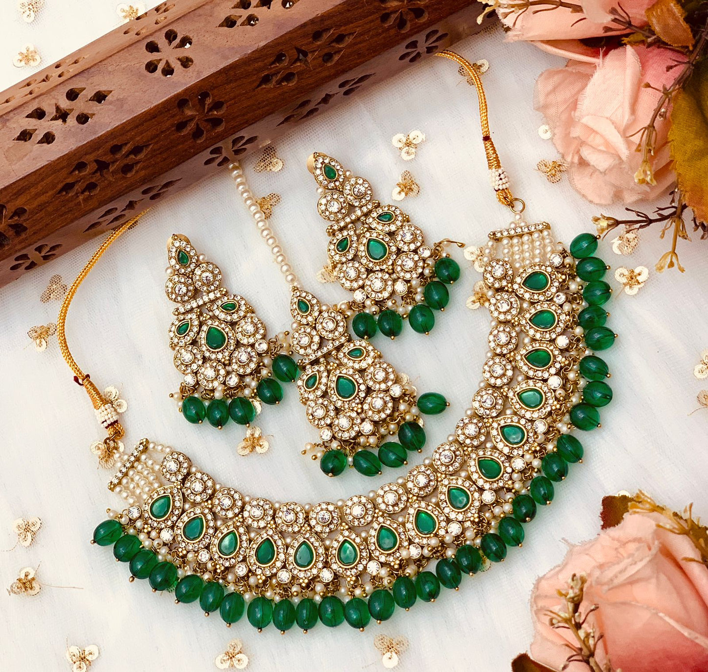 Beautiful designer Pakistani style necklace set