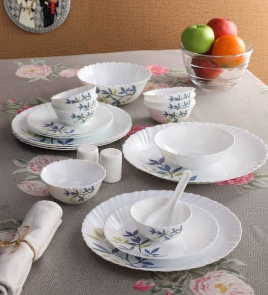 La Opala dinner set 29 pieces