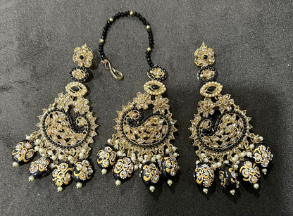 Beautiful designer earrings with bindi/tikka