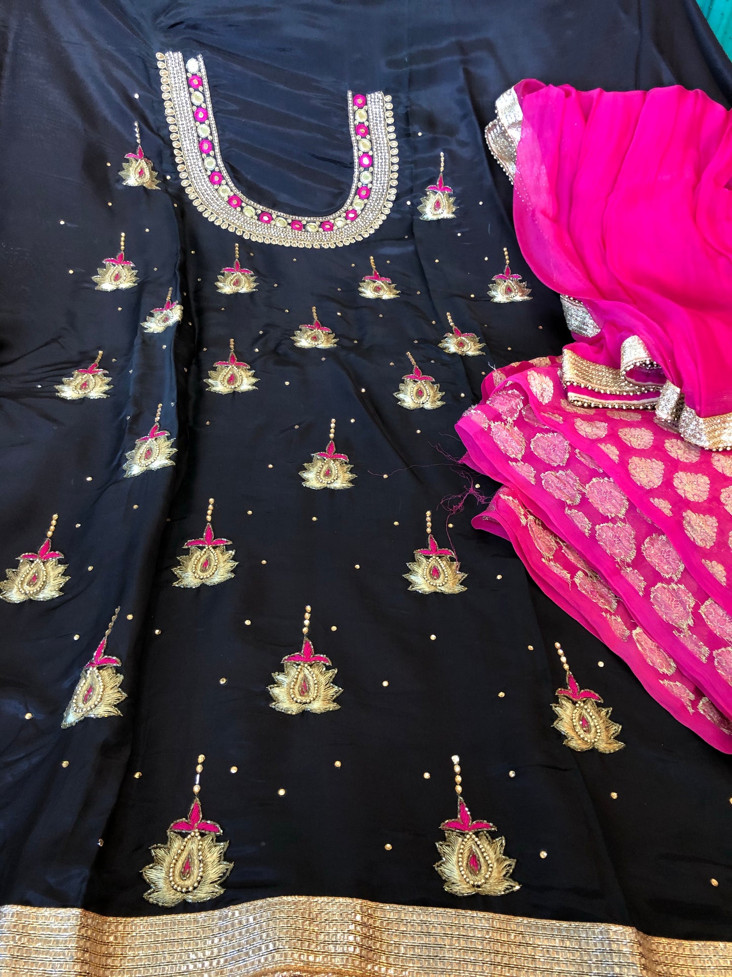 Beautiful designer unstitched punjabi patiala suit