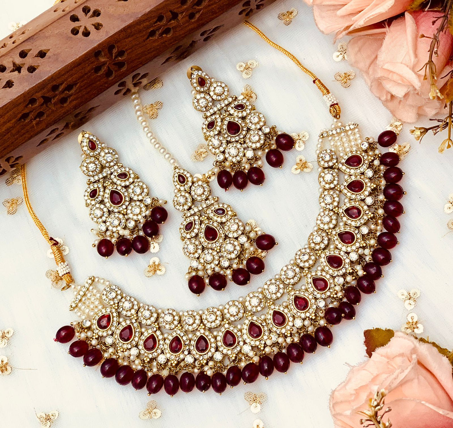 Beautiful designer Pakistani style necklace set