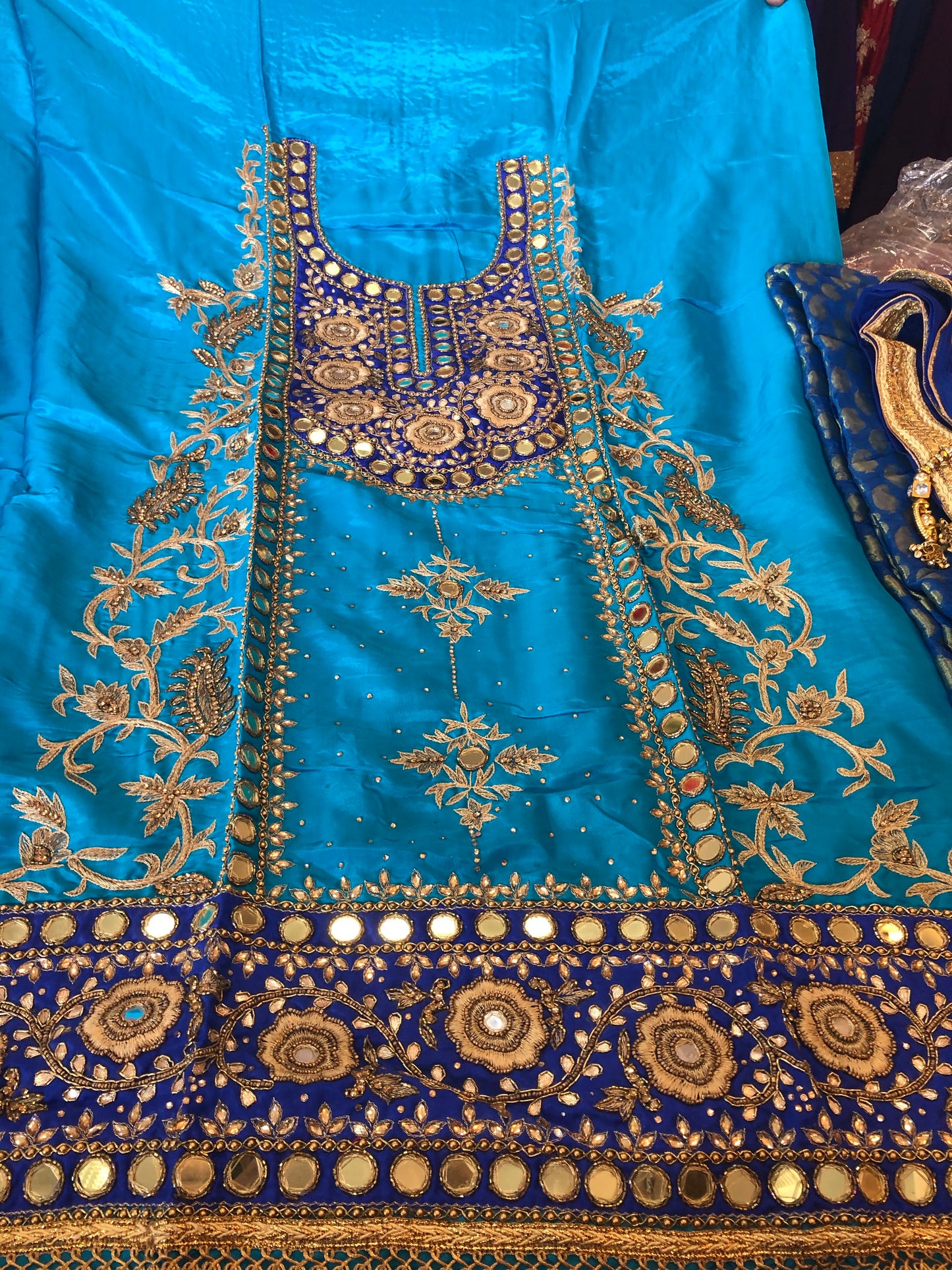 Beautiful designer unstitched punjabi patiala suit